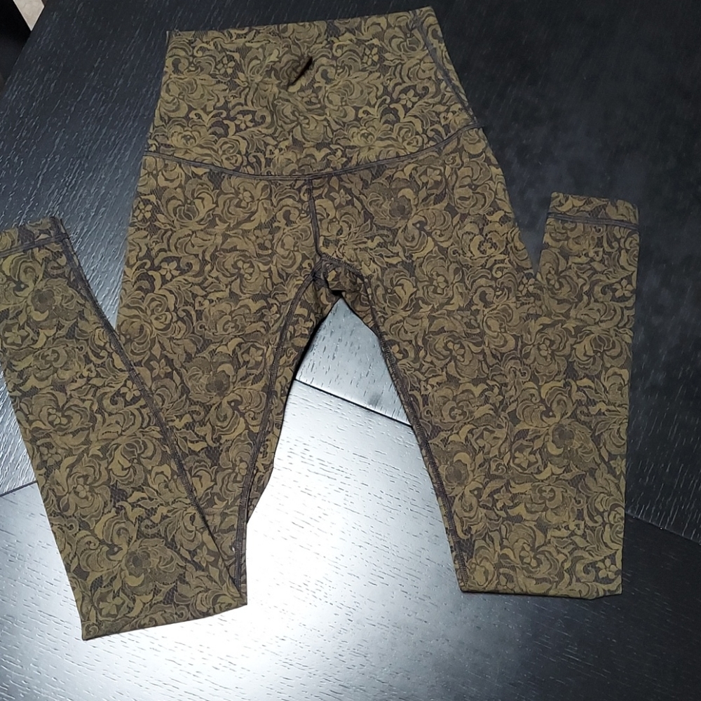 Lululemon high waisted pant